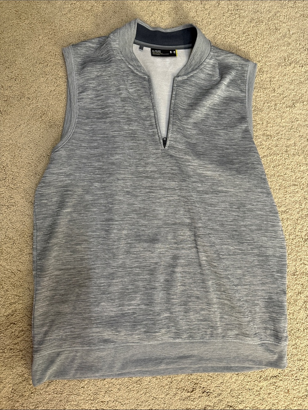 Under Armour Men's Light Gray Sleeveless Quarter-Zip Fleece Vest